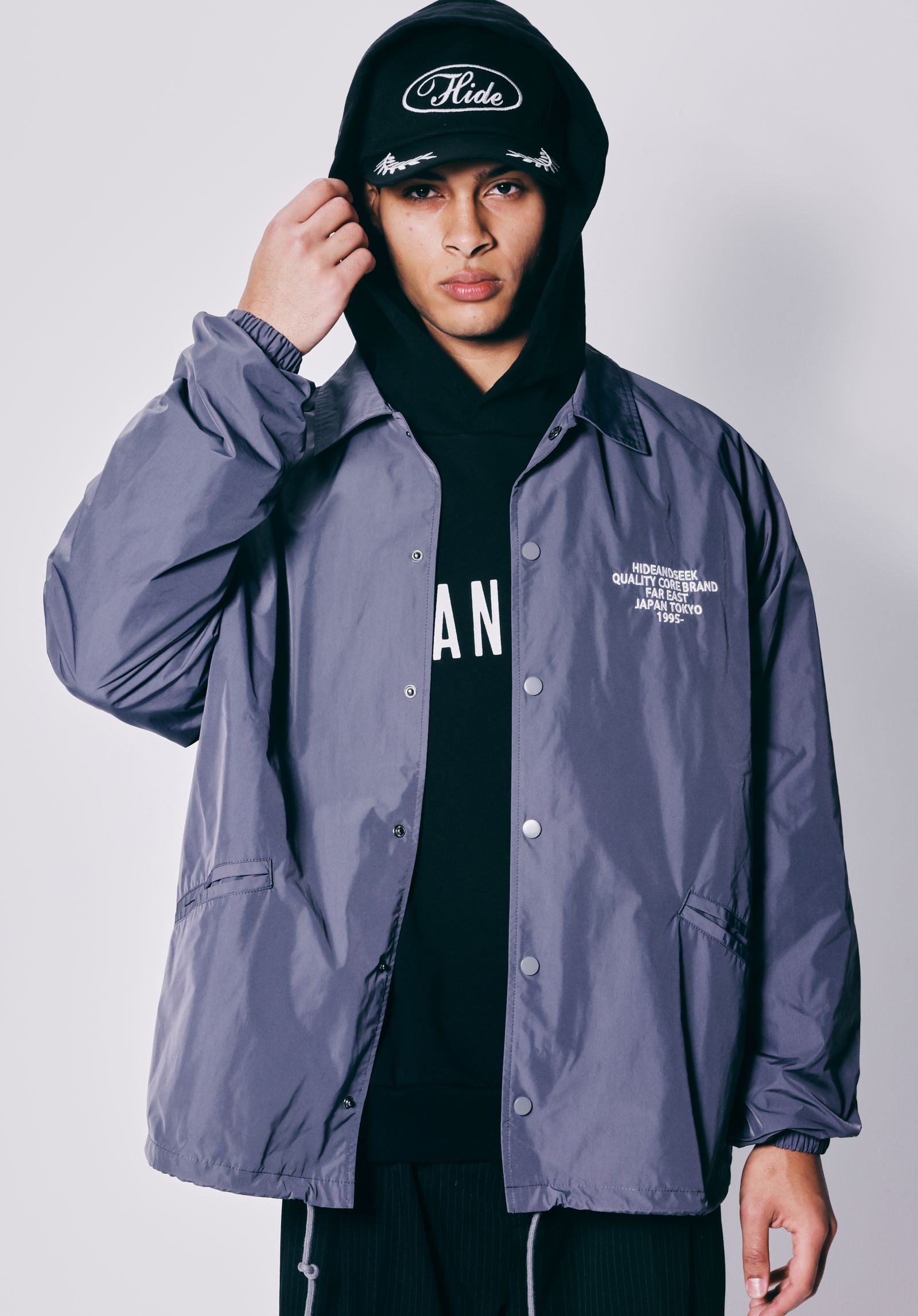 HIDE AND SEEK - Coaches Jacket (CHARCOAL GRAY) / ナイロン コーチ