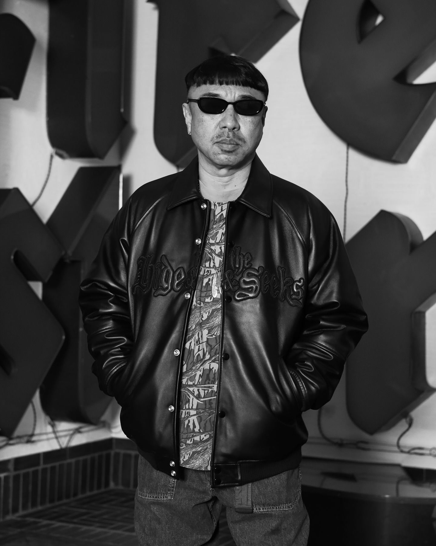 HIDE AND SEEK - Leather Varsity Jacket (BLACK/BLACK) / 西浦徹