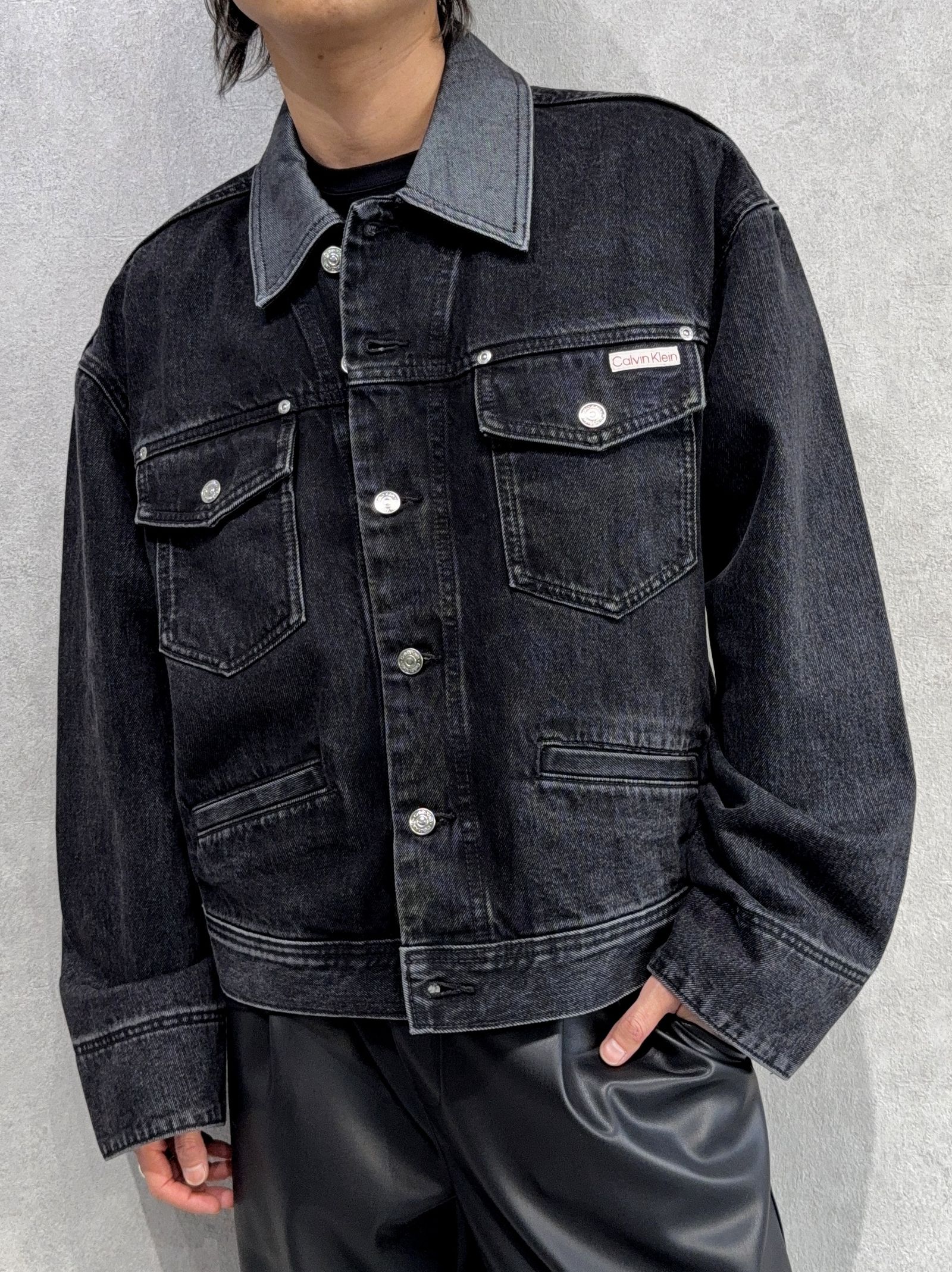 Calvin Klein - 80s アイコントラッカー205ブラックシャインデニム