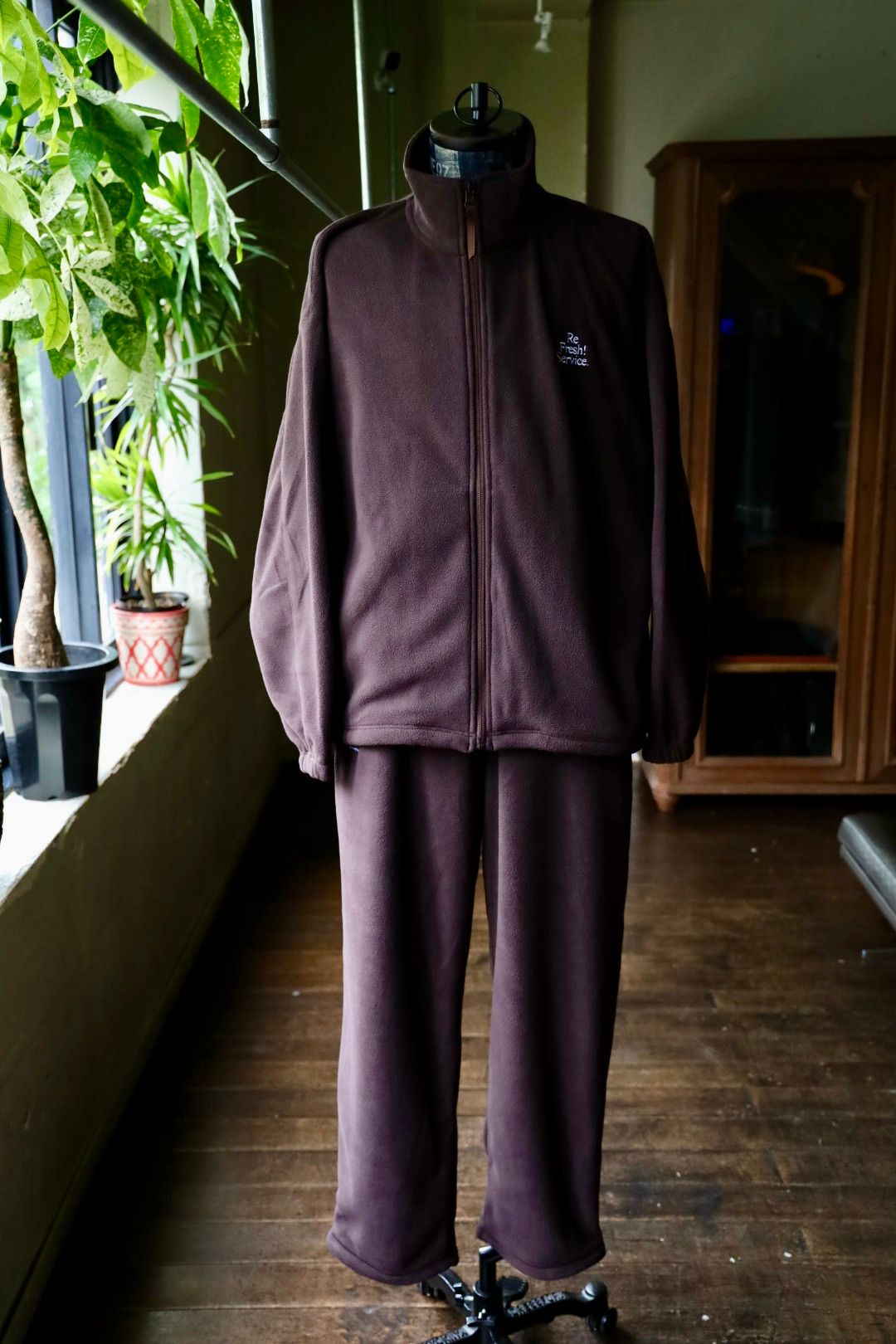 FreshService - ReFresh!Service. “FLEECE TRACK SUIT”(DARK BROWN) | MARK