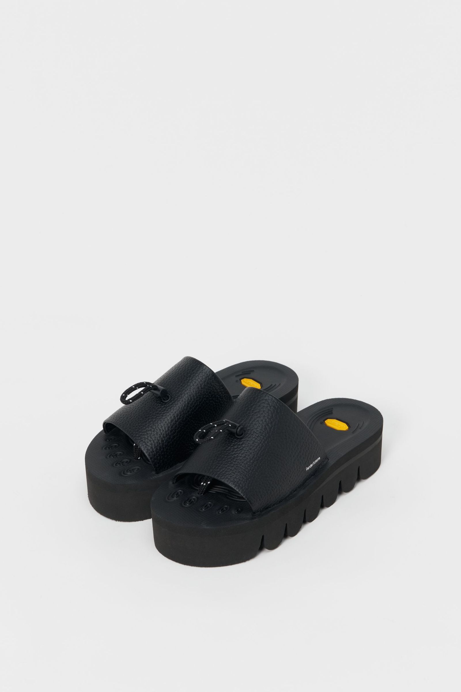 pk6T8tH4KndQ.jpg?width=768