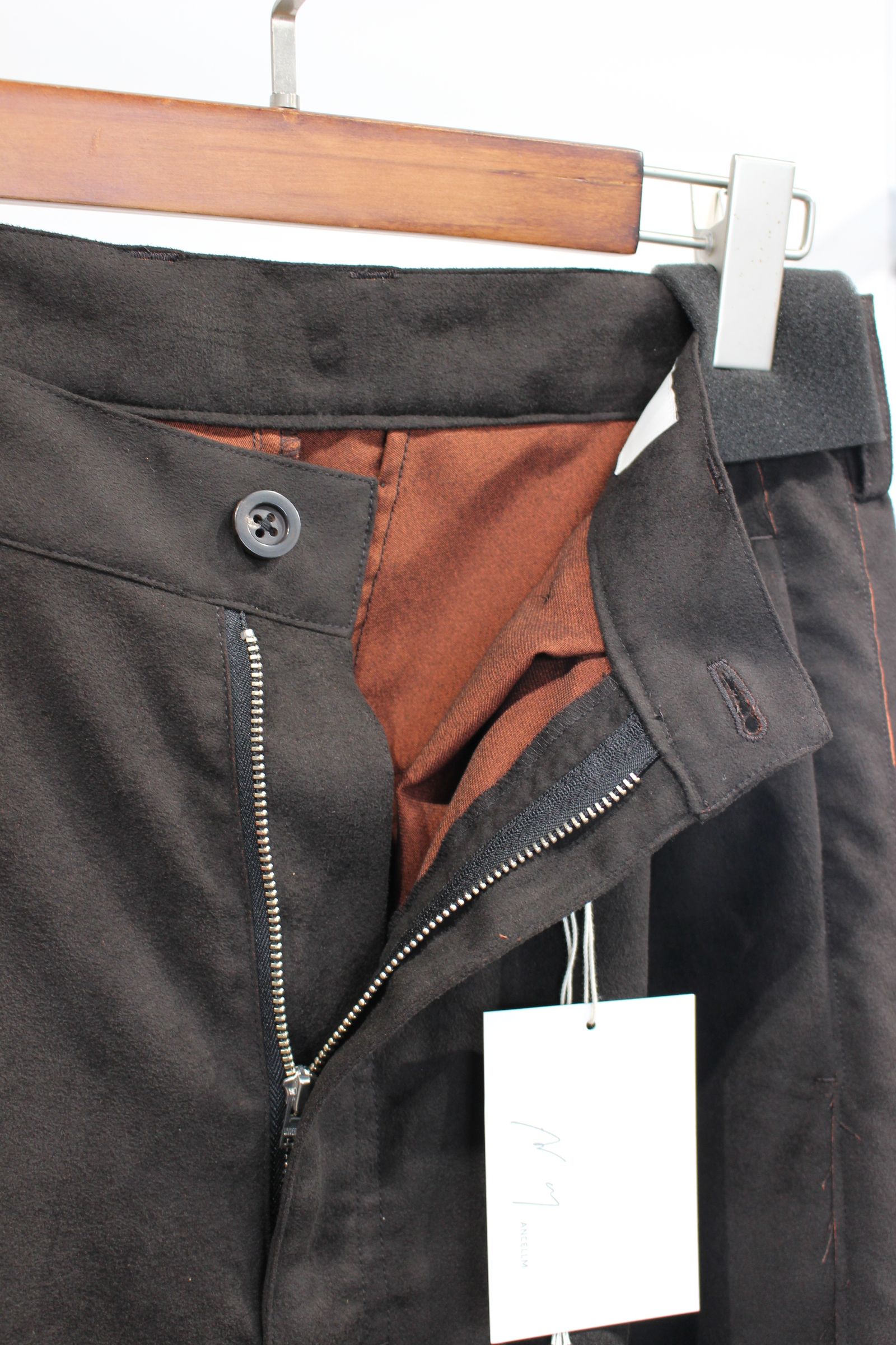 ANCELLM - VEGAN LEATHER SIDE LINE PANTS | BLACK | ラインパンツ