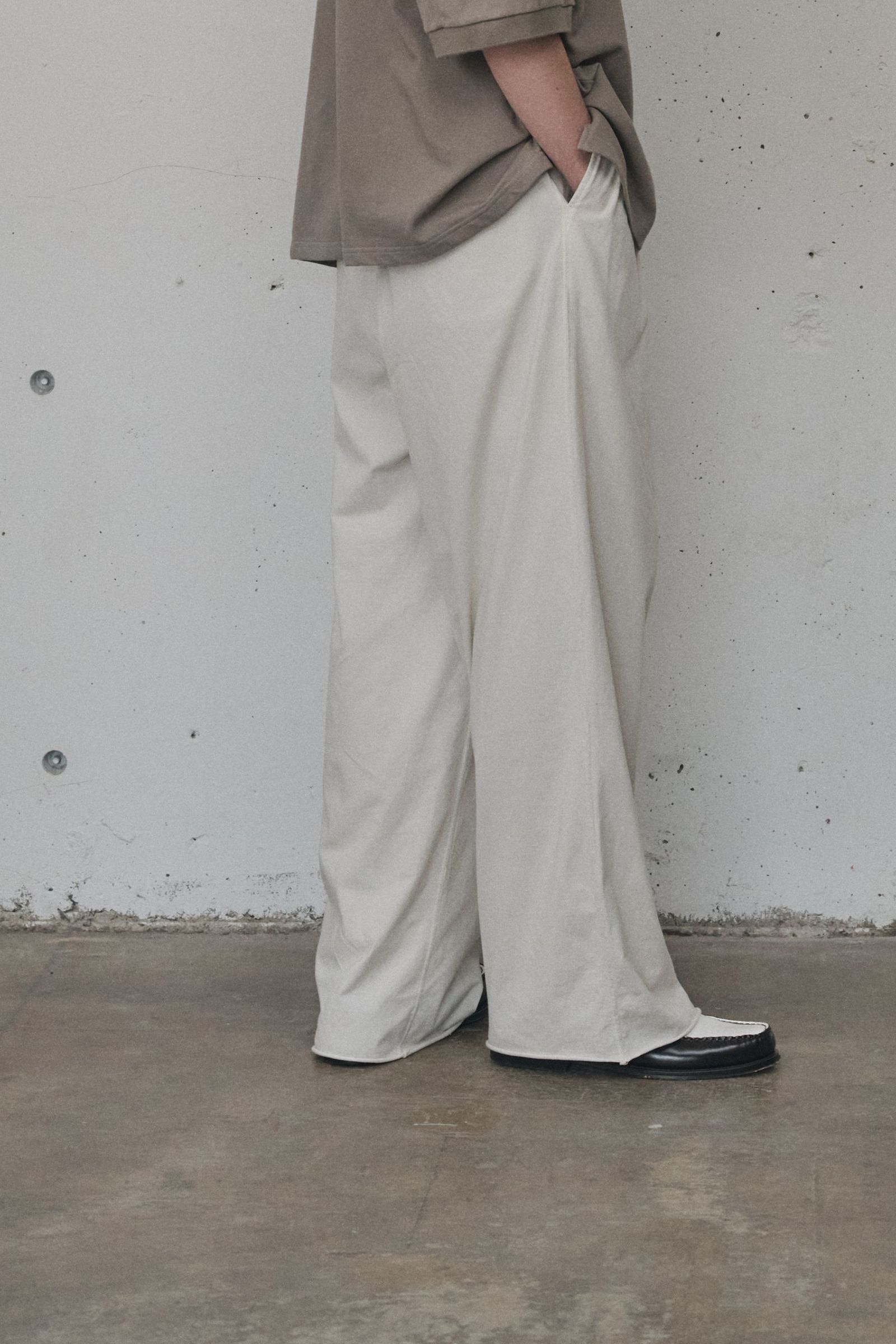 ANCELLM - DRAPE WIDE EASY CUT SLACKS | WHITE | スラックス | NapsNote