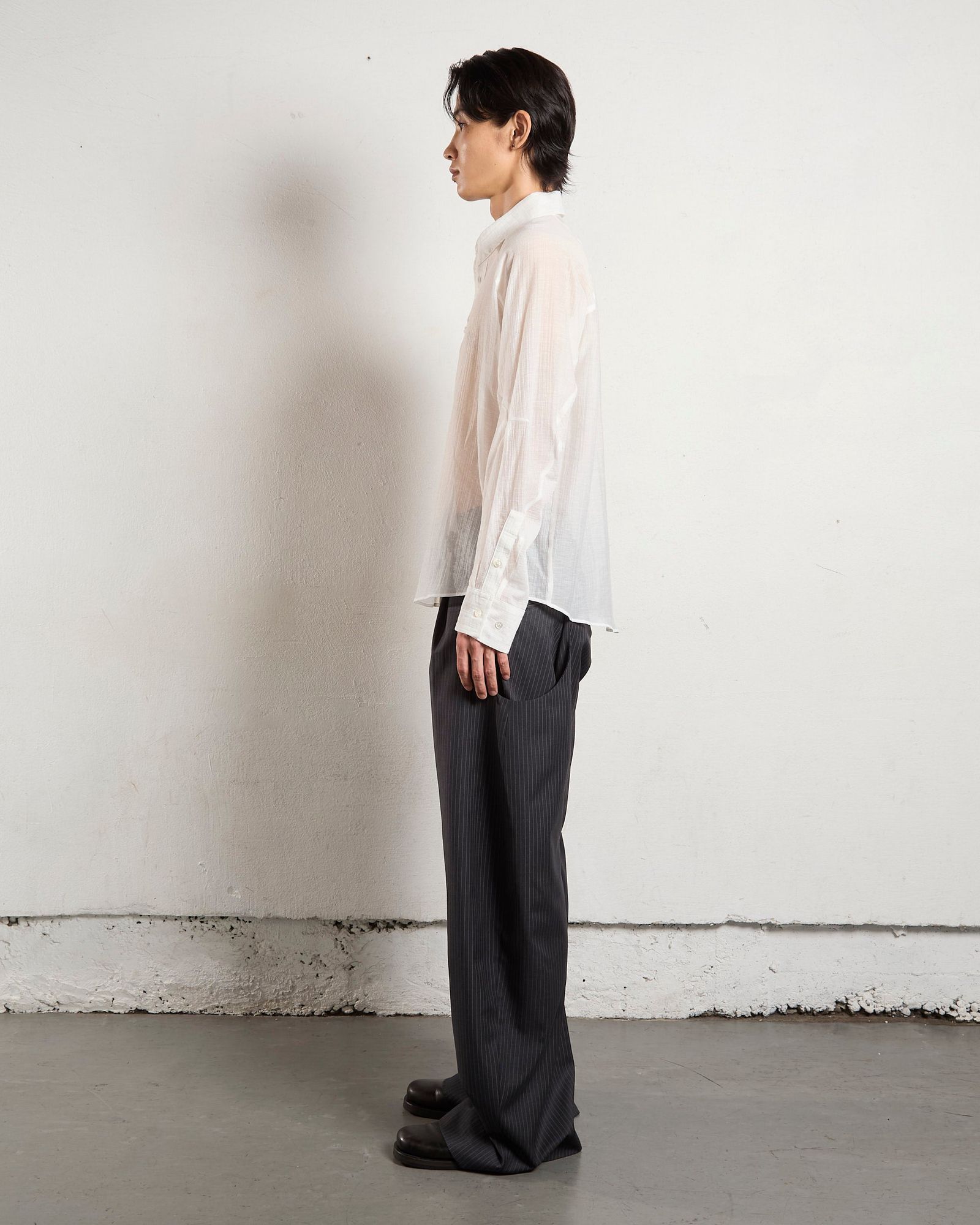 NVRFRGT - NVRFRGT(ネヴァーフォーゲット)PINSTRIPED 2TUCK CURVED LEG