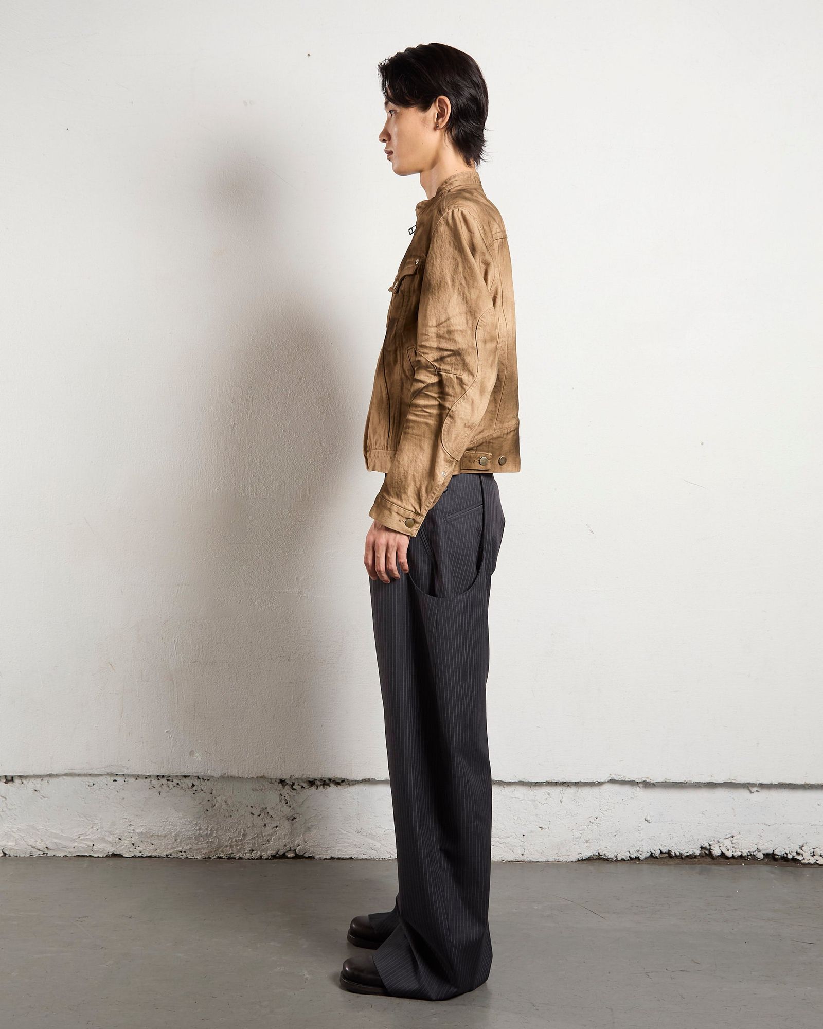 NVRFRGT - NVRFRGT(ネヴァーフォーゲット)PINSTRIPED 2TUCK CURVED LEG