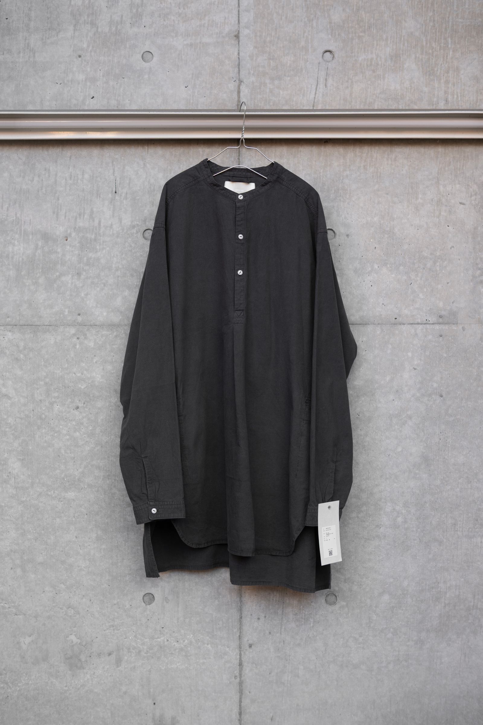 キャピタル kapital グレー ボタンフロント プリーツ ショートパンツ