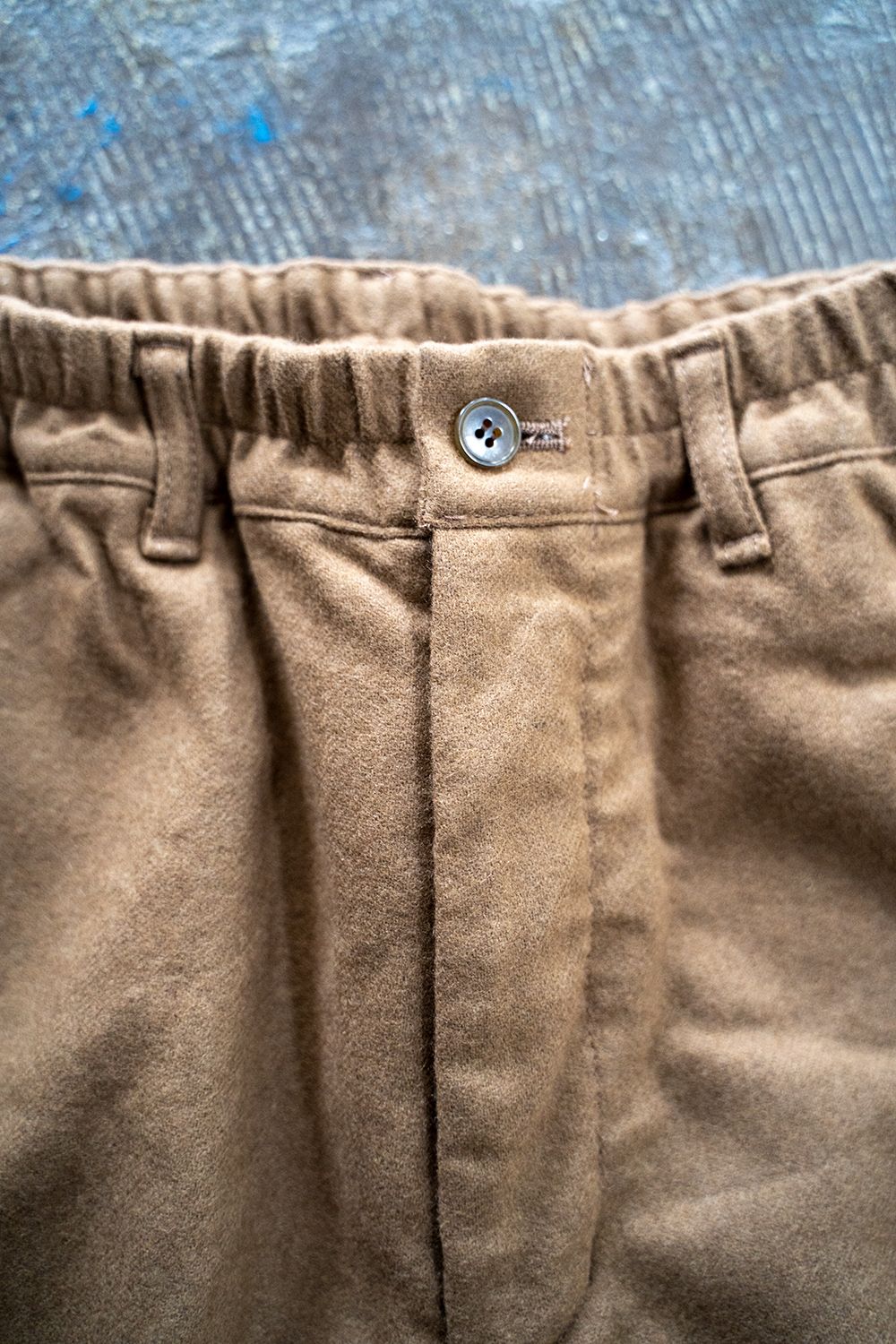 STILL BY HAND - 【ラスト1点】縮絨フラノイージーパンツ(CAMEL) | Salty