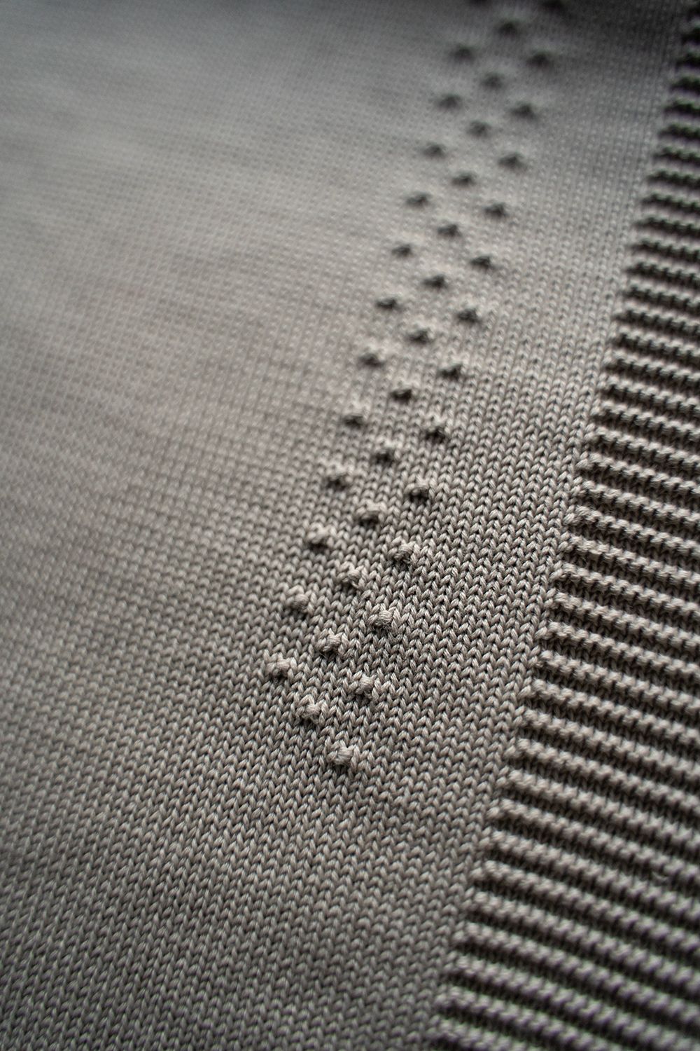 YASHIKI - 【ラスト1点】【24SS】Harukaze Half Zip Knit(LIGHT BEIGE