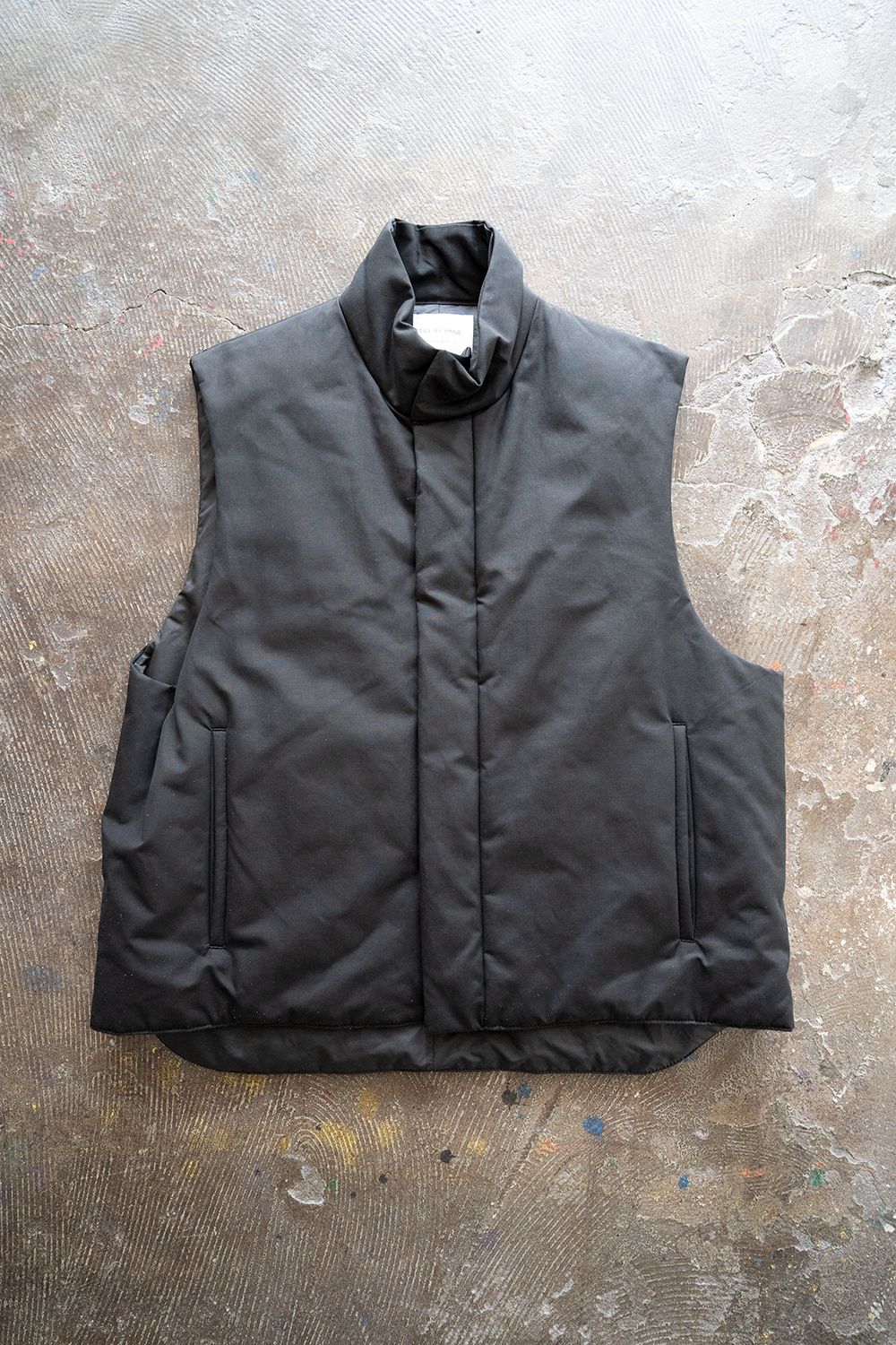 STILL BY HAND - 【ラスト1点】撥水シンサレートジップアップベスト