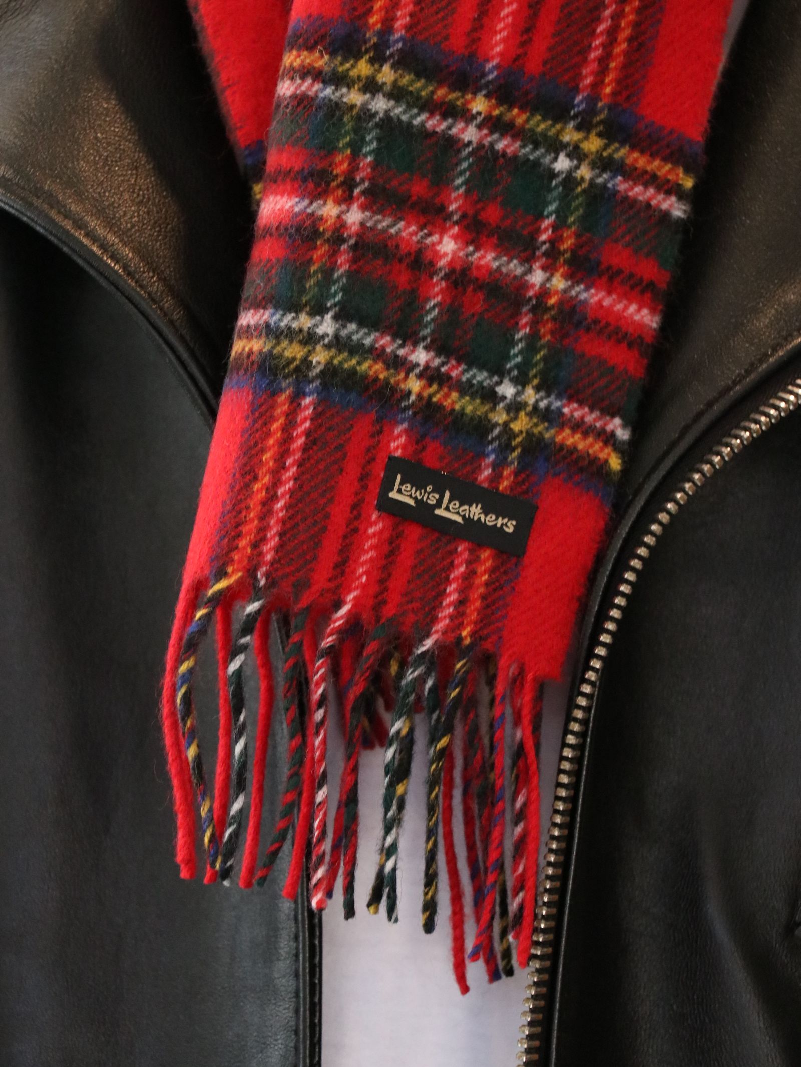 Lewis Leathers - SCOTISH WOOL SCARF - STEWART ROYAL (RED TARTAN