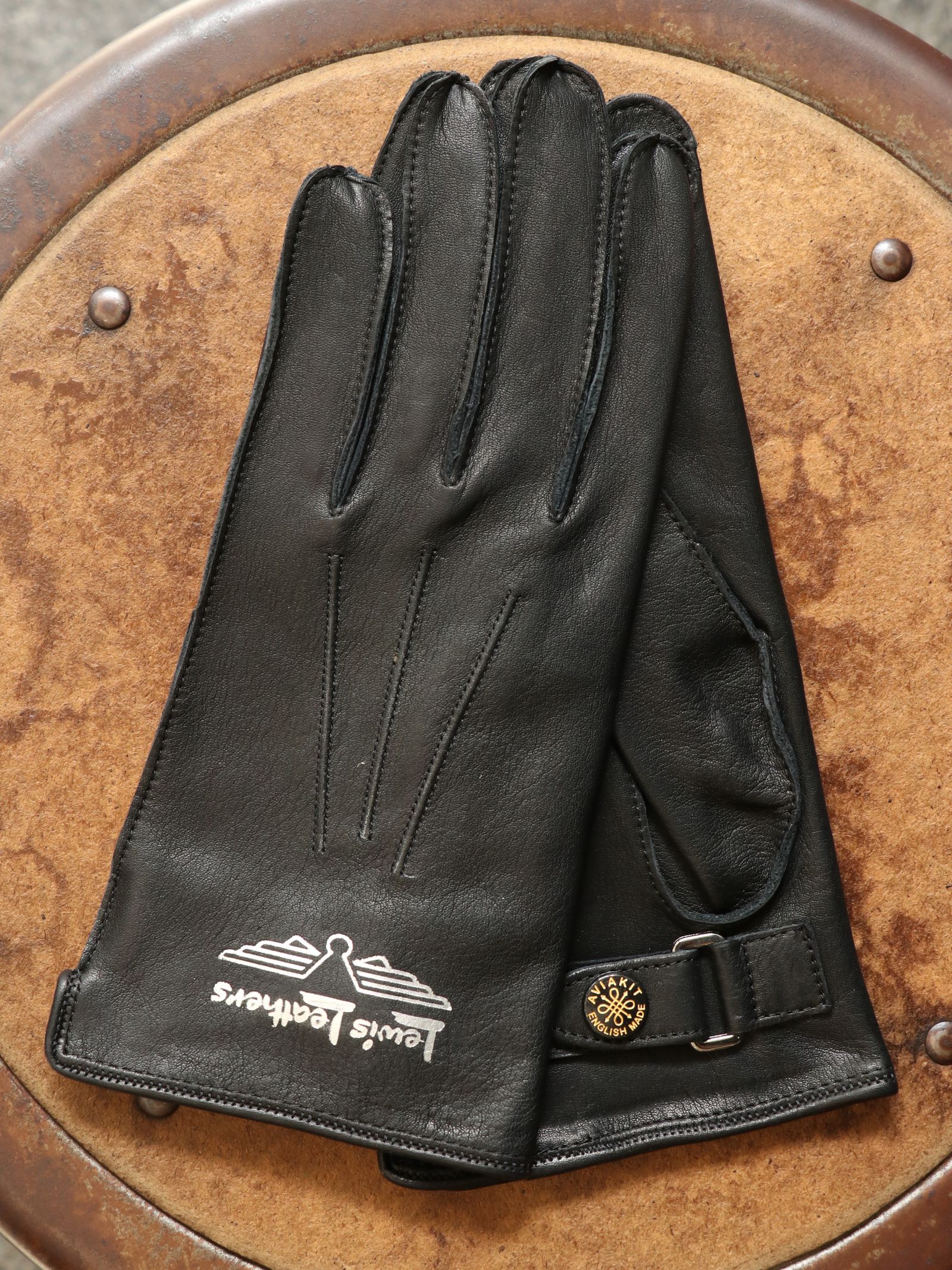 Lewis Leathers - 【即日発送可能】No.810 STRAP GLOVES (COW LATHER