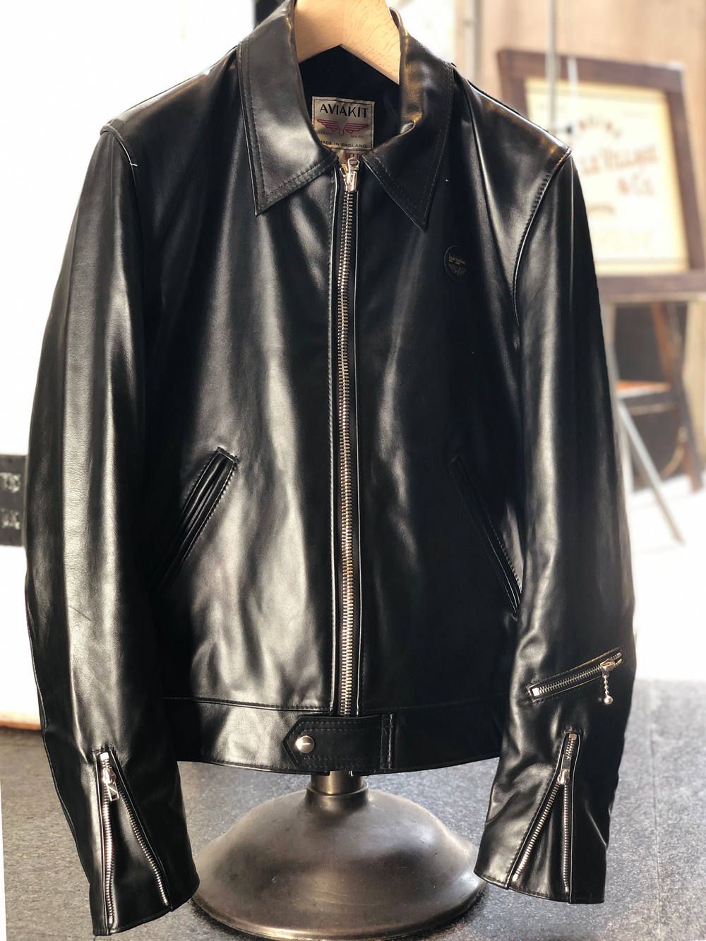 Lewis Leathers シンプルさに秘めた魅力 Corsair | SKANDA