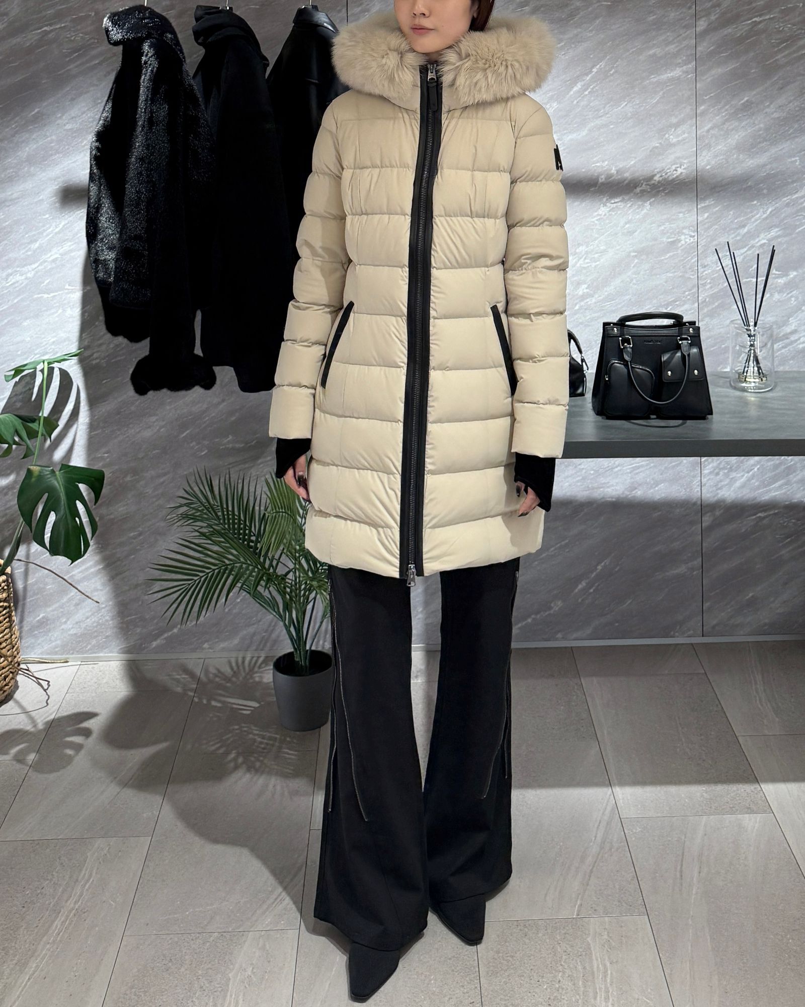 MACKAGE - 【25AW】CALLA-BX / ファー付きストレッチダウンコート