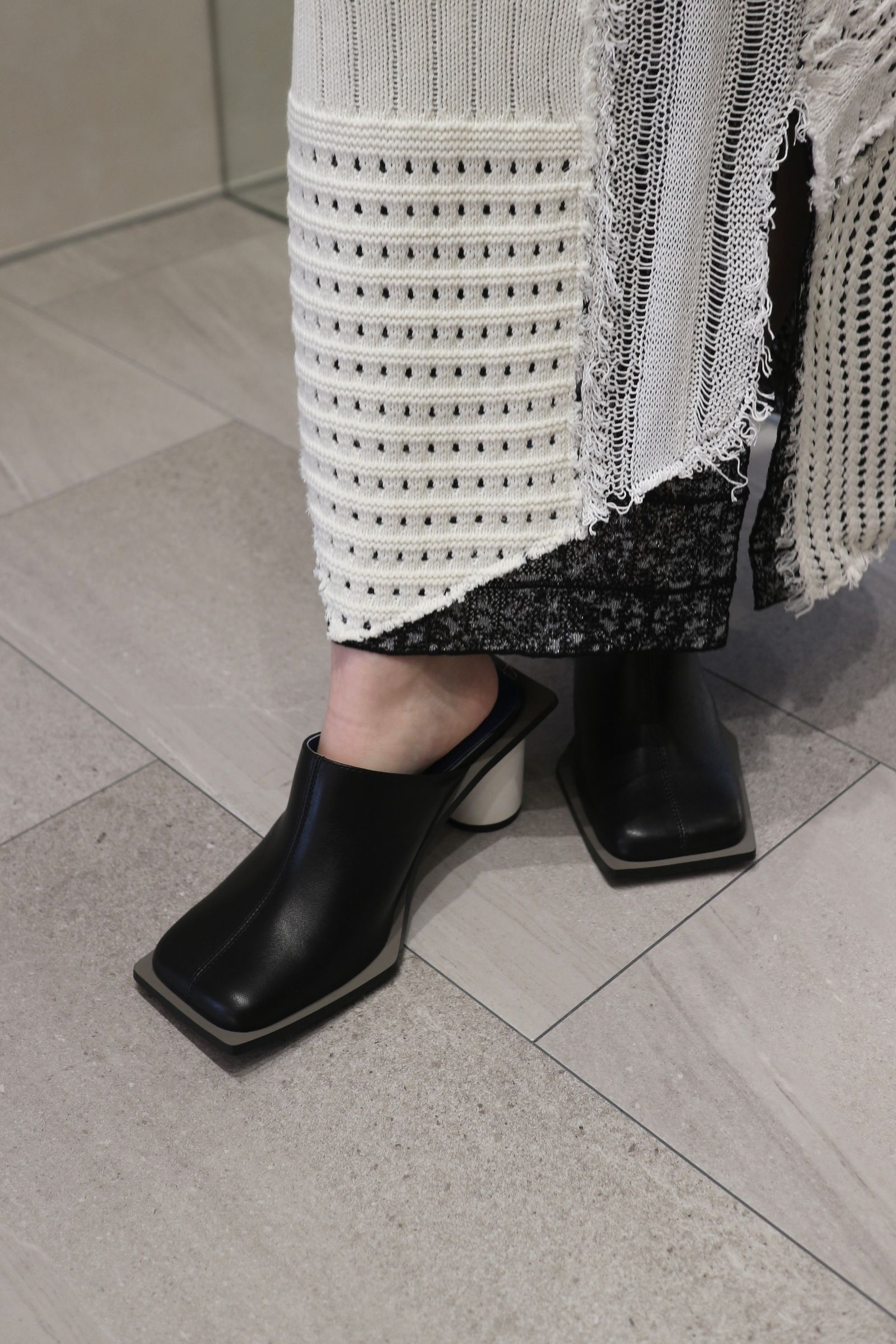 UN3D. - WIDE SQUARE MULE / ワイドスクエアミュール (シルバー) 軽量