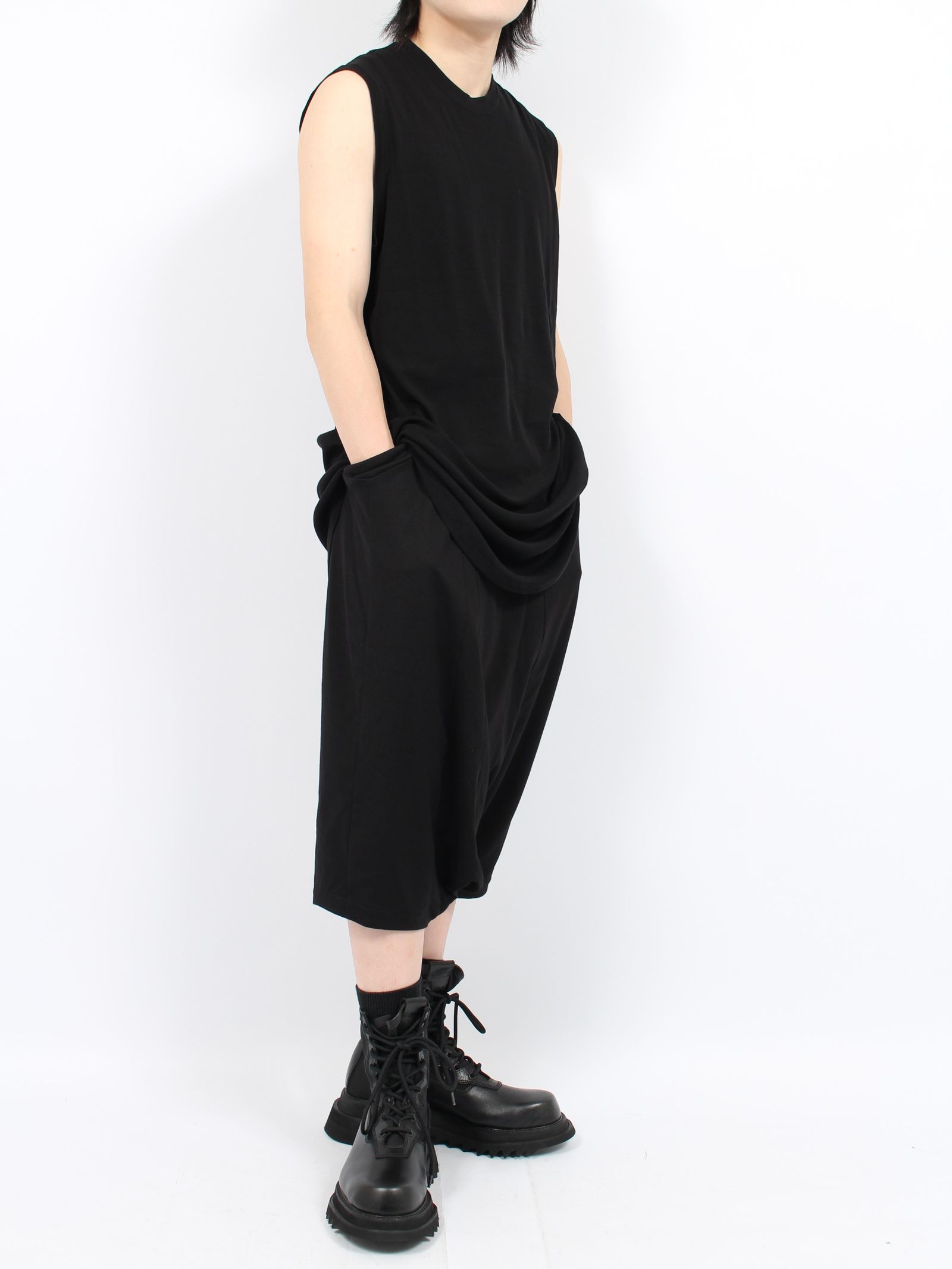 JULIUS - 【24AW】コットン モダール サルエル クロッチ ショート