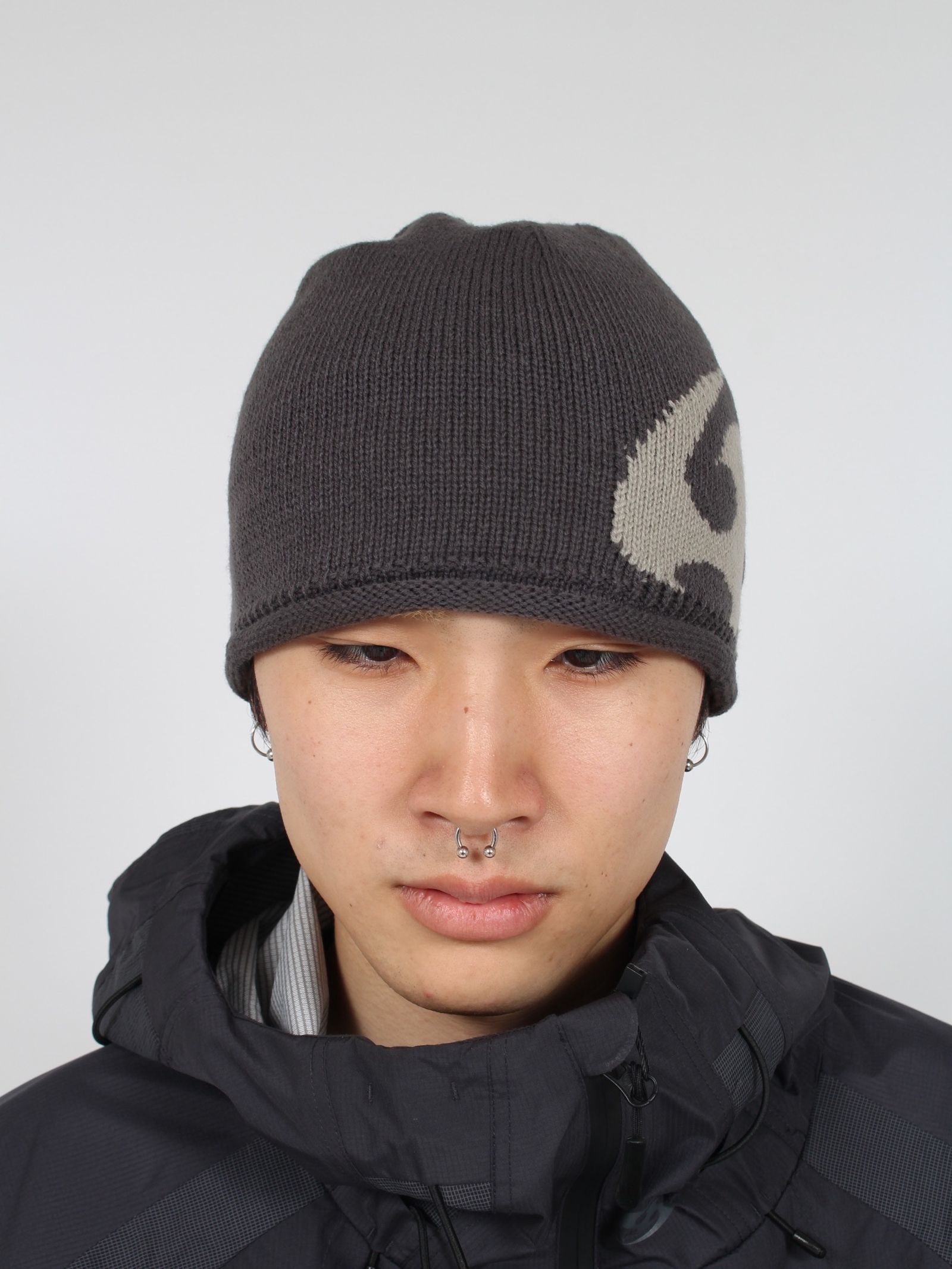 SANSANGEAR ニット帽 黒 グラフィックロゴ SANSANGEAR LOGO BEANIE