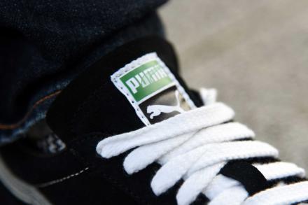 プーマ スエード 90681S ブラック/シルバー (366102-01) - スニーカー