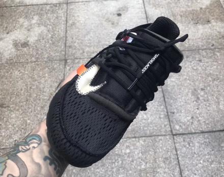 抽選開始中】 オフホワイト × ナイキ エア プレスト ブラック/ホワイト