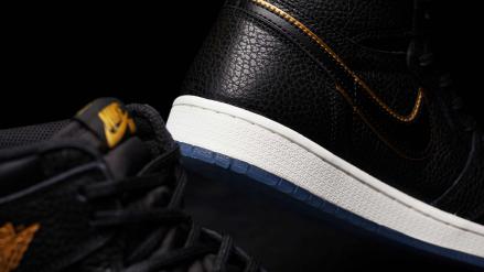 国内1月10日発売予定】 ナイキ エアジョーダン1 レトロ ハイ OG
