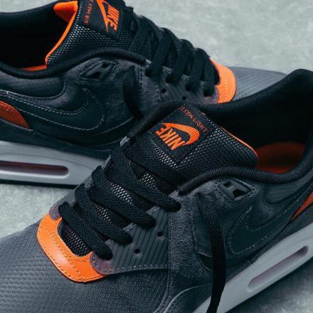 海外3月26日発売予定】サイズ? × ナイキ エアマックス ライト 