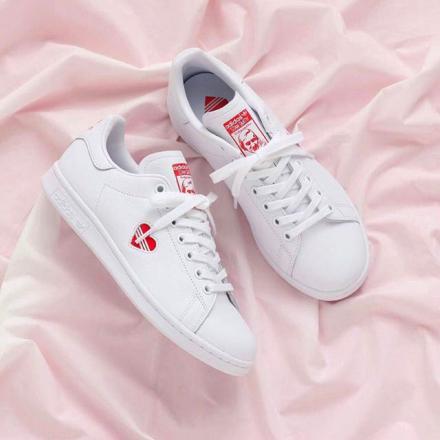 国内販売開始】アディダス オリジナルス ウィメンズ スタンスミス