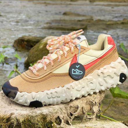 国内1月5日発売予定】ナイキ オーバーブレーク SP クラブ ゴールド