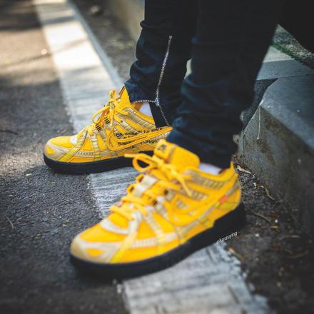 国内10月1日発売予定】オフホワイト × ナイキ エア ラバー ダンク