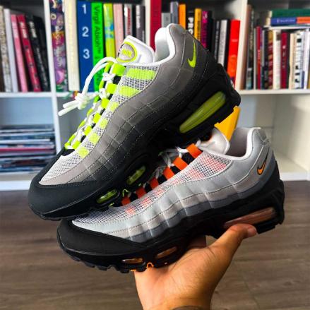 国内6月6日発売予定】 ナイキ エアマックス 95 OG ブライトマンダリン