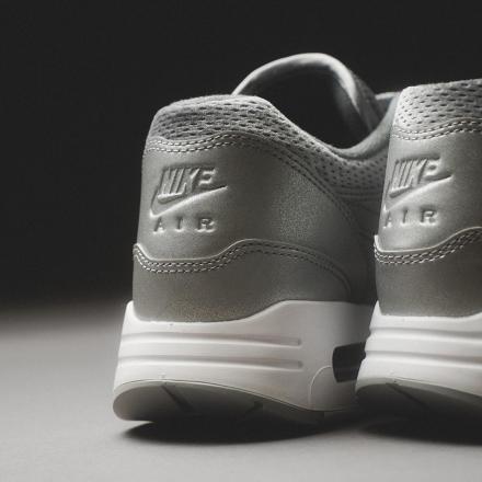 国内8月3日発売予定】 ナイキ エア マックス 1 '86 クール グレー
