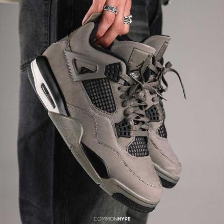 国内9月6日発売予定】 ナイキ エアジョーダン 4 