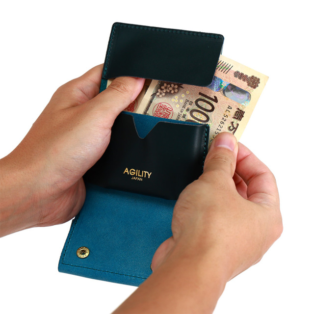 ナノウォレット』(全8色)ロロマ/無駄を省いて小さく進化 デジタル決済