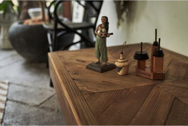 FLYMEe Alec CoffeeTable ペローバウッド古材 ローテーブル FLYMEe