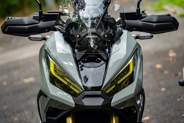 新型、旧型X-ADV】ヘッドライトプロテクター