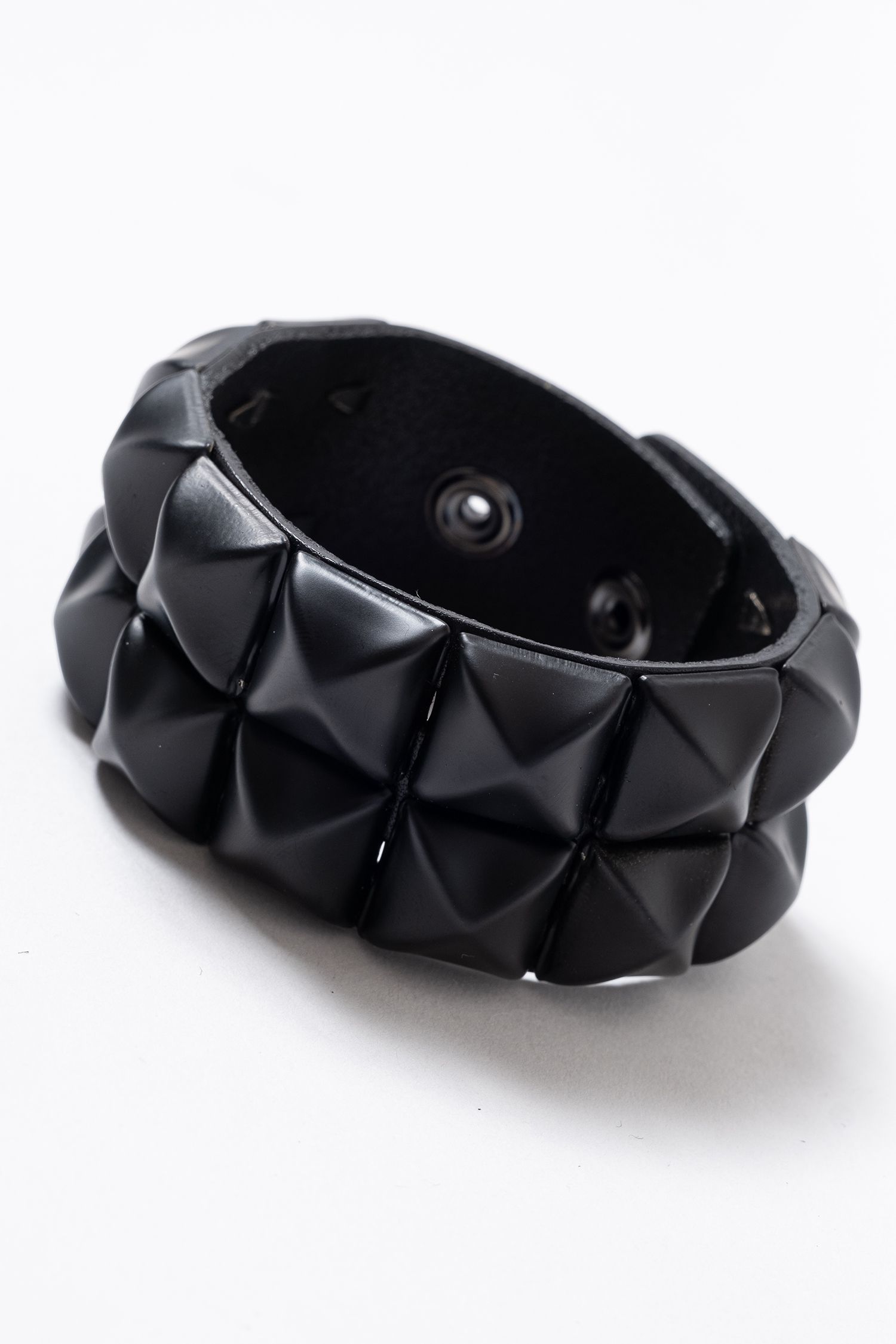 マットブラック2連スタッズレザーバングル ankoROCK(アンコロック