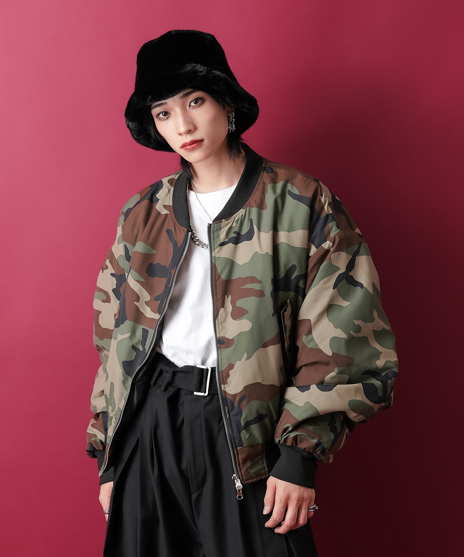 カモフラリバーシブル中綿ボンバージャケット / メンズ レディース