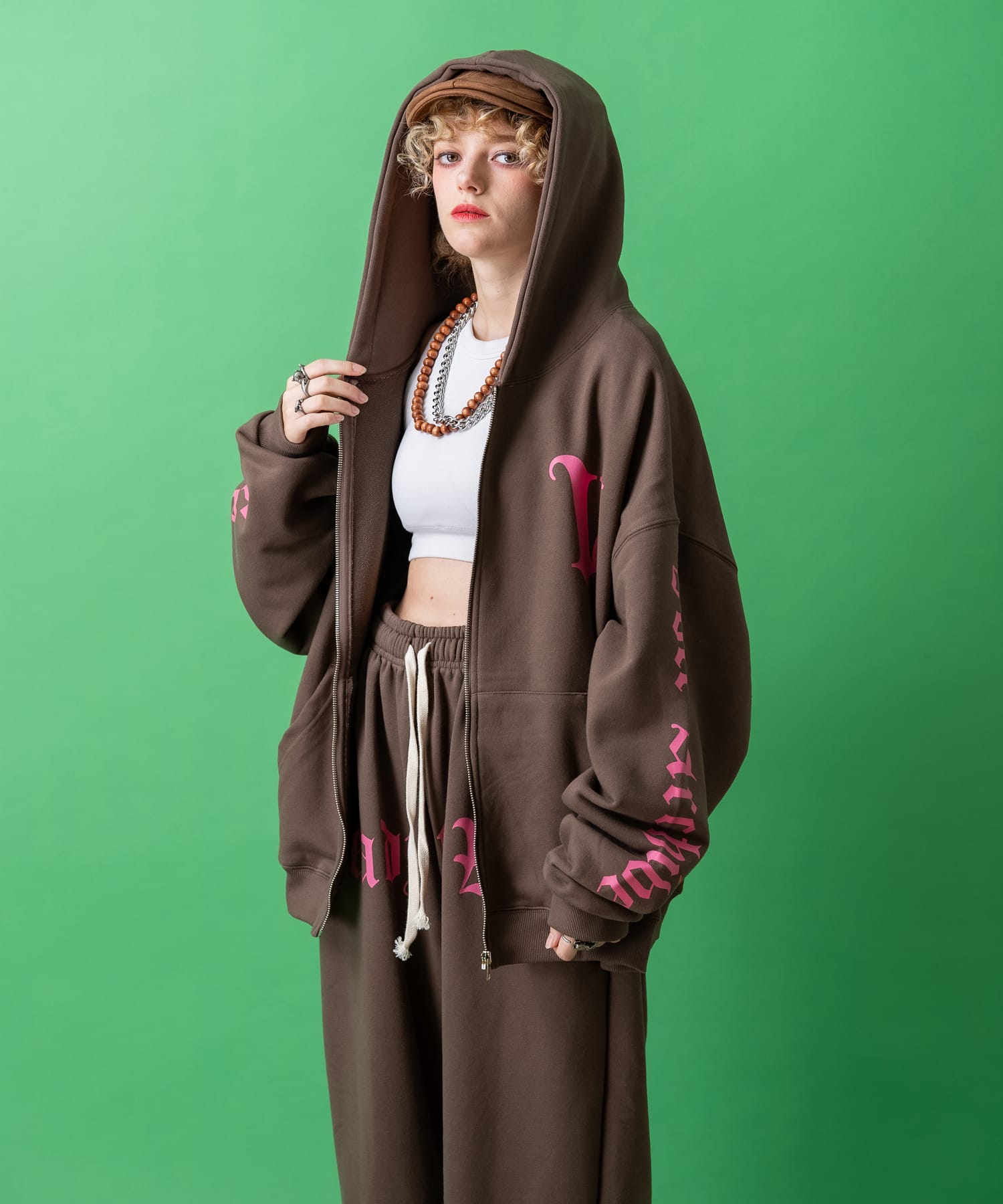 ストリートロゴスウェットジップアップパーカー / スエット ZIP