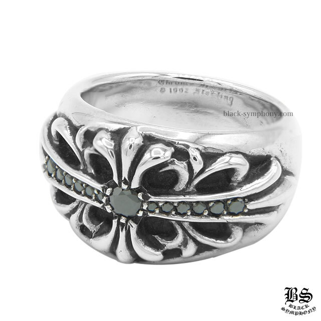 クロムハーツフローラルクロスリングwithパヴェブラックダイヤモンド