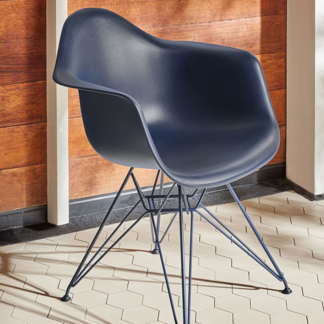 ハーマンミラー正規販売店】イームズプラスチックアームシェルチェア