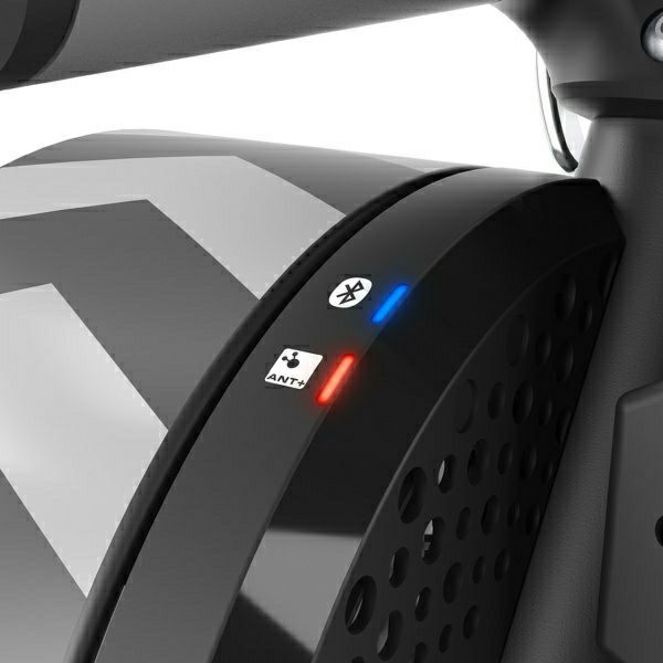 Wahoo (ワフー) 【K.O.M Bundle】 KICKR+KICKR CLIMB Smart Bike