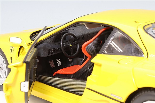 京商 1/18 フェラーリ F40 イエロー