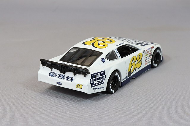 ライオネルレーシング 1/64 フォード マスタング 