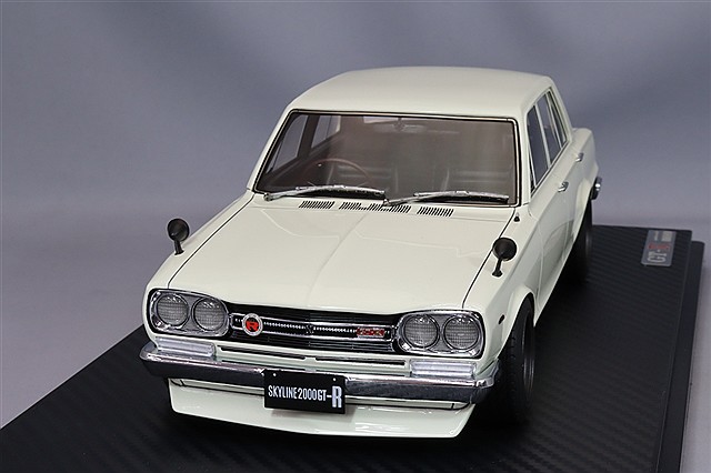 海外並行品 イグニッションモデル 1/18 日産 スカイライン 2000 GT-X