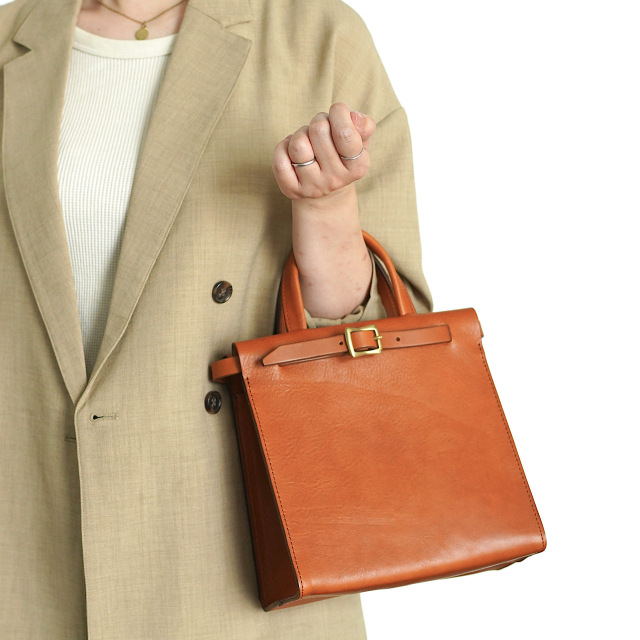 LONA 革 限定品　サンチュールトリップ LONA 限定品 サンチュールトリップ - メルカリ