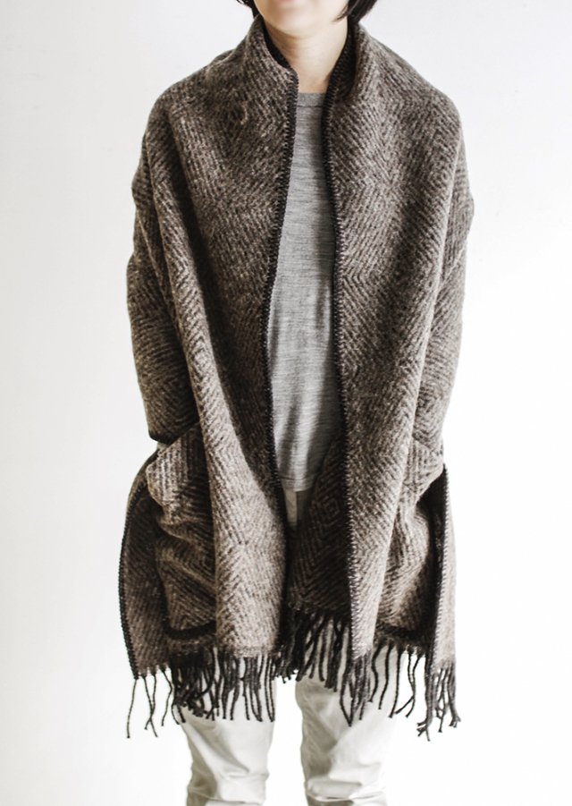 ラプアンカンクリ｜ポケットショール MARIA｜ブラウンブラック