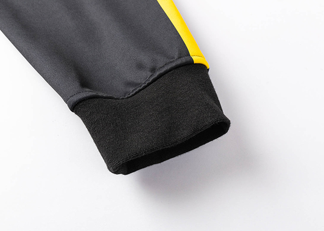 ハイランダーズ 2025 FULL ZIP フーディー