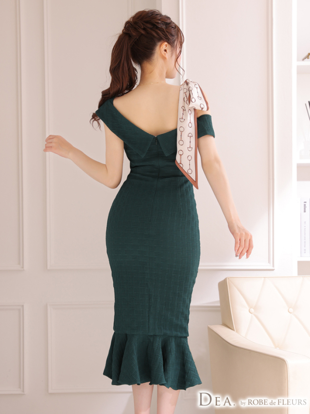 Lサイズあり】ワッフルxスリットマーメイドキャバドレス[スカーフ付き