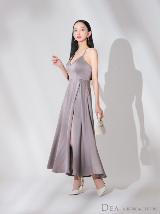 Lサイズあり】バストビジュースリットサテンキャミロングキャバドレス