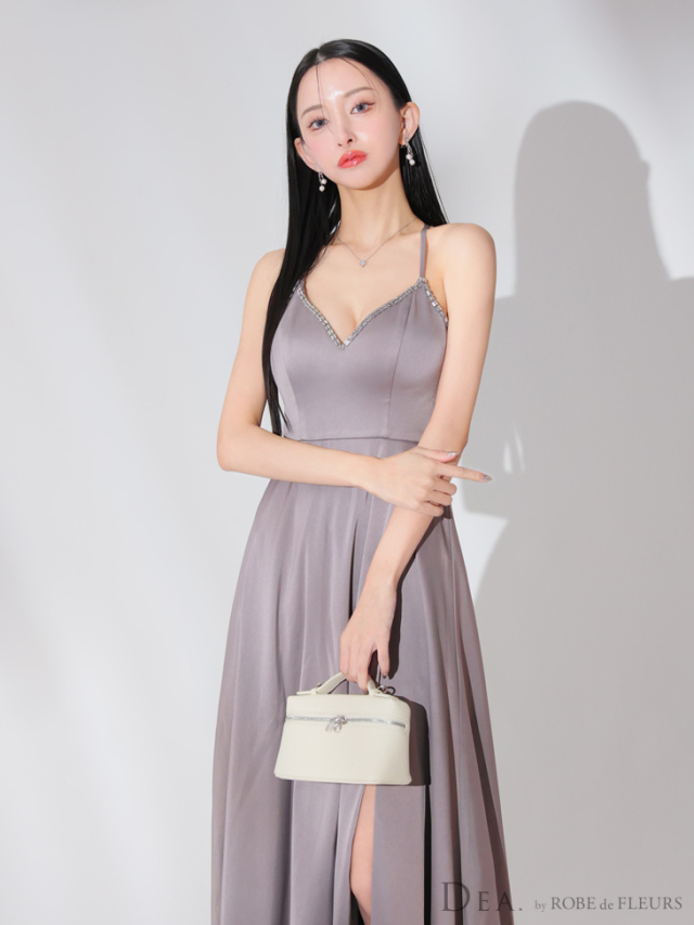 Lサイズあり】バストビジュースリットサテンキャミロングキャバドレス