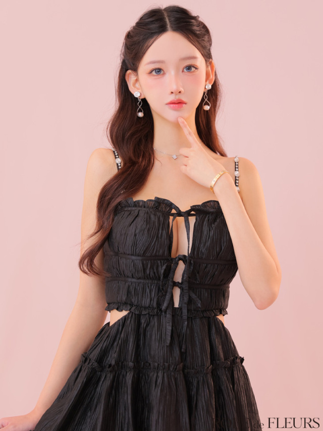 XSサイズあり】シャーリングサテンウエストスリットフレアミニキャバ