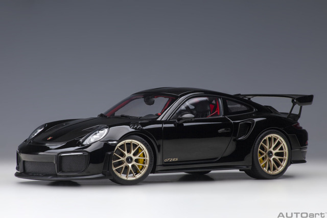 予約] オートアート 1/18 ポルシェ 911 （991.2） GT2 RS ヴァイザッハ